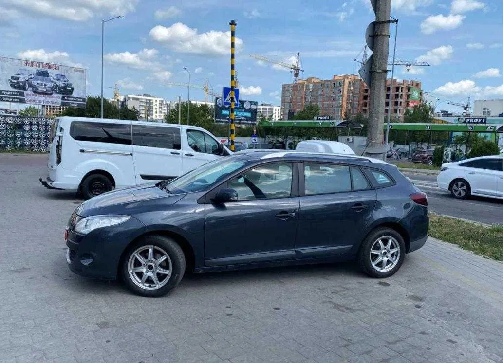 Renault в оренду • Київ — оренда авто