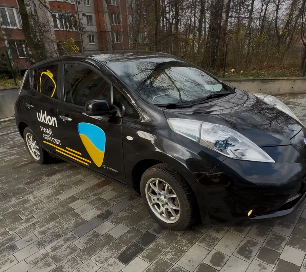 Nissan в оренду • Київ — оренда авто