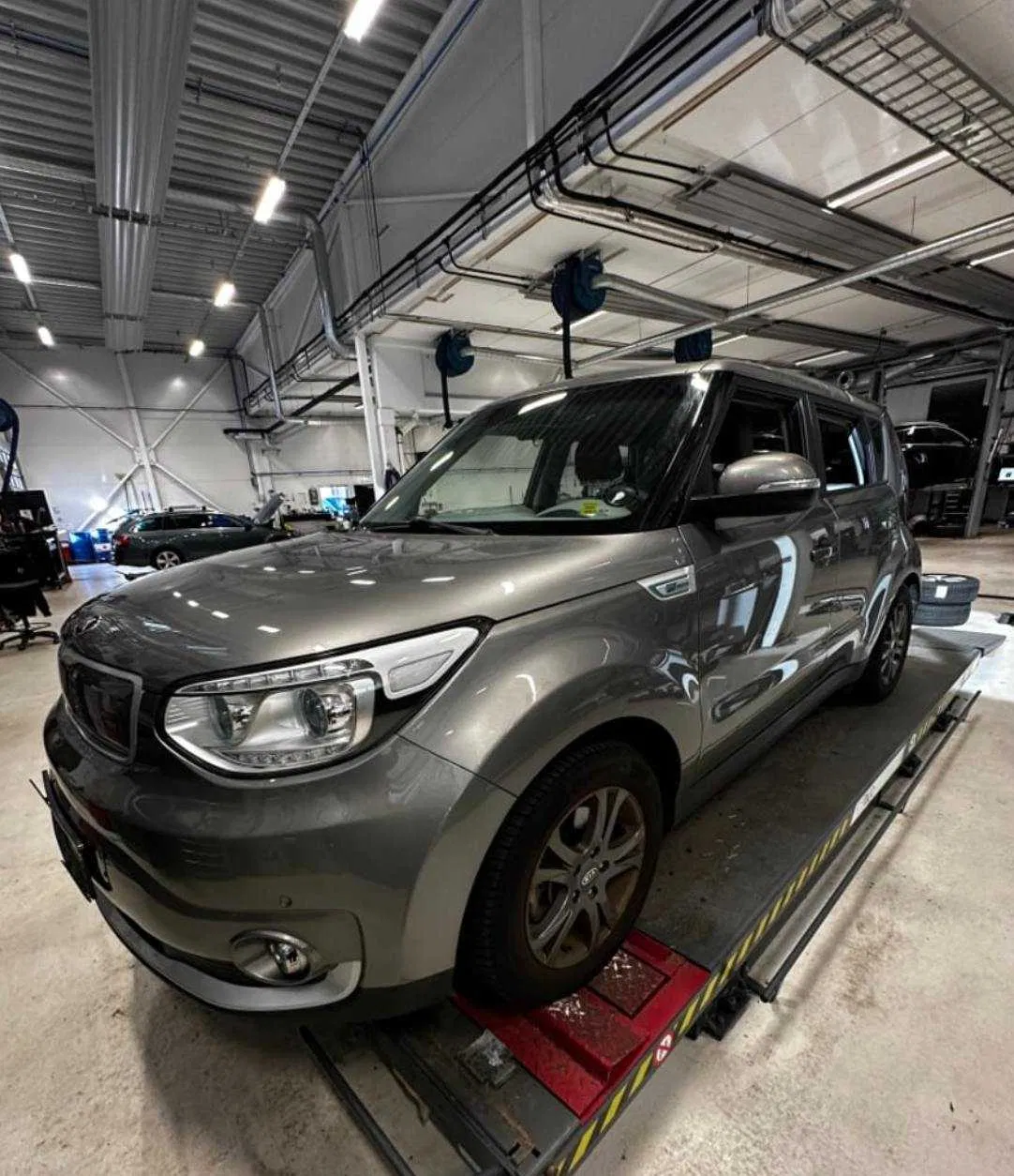 Kia в оренду • Кам'янець-Подільський, — оренда авто