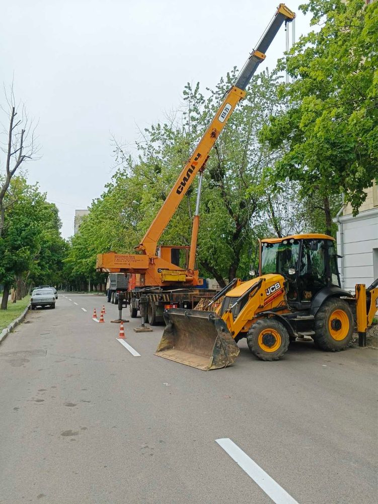 Автокран Спецтехніка