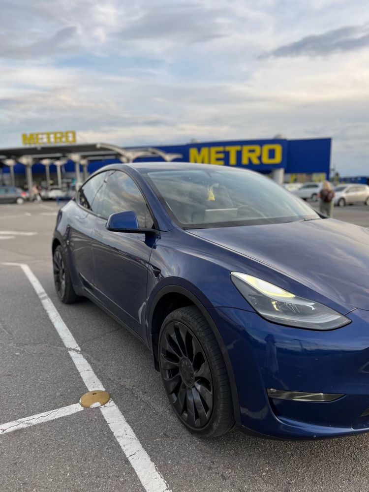 Tesla Model U