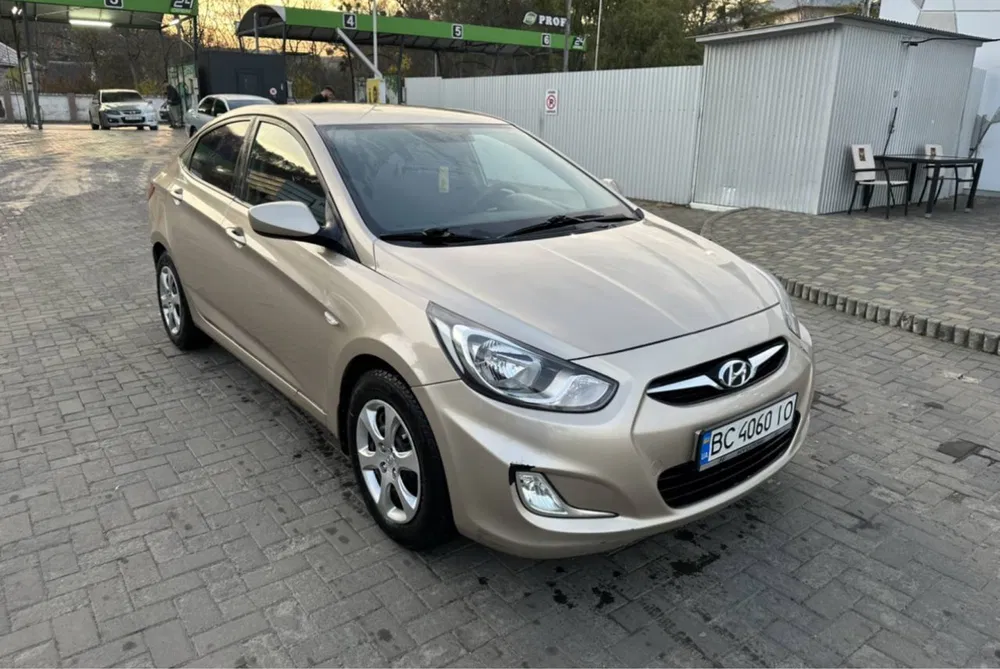 Hyundai Accent