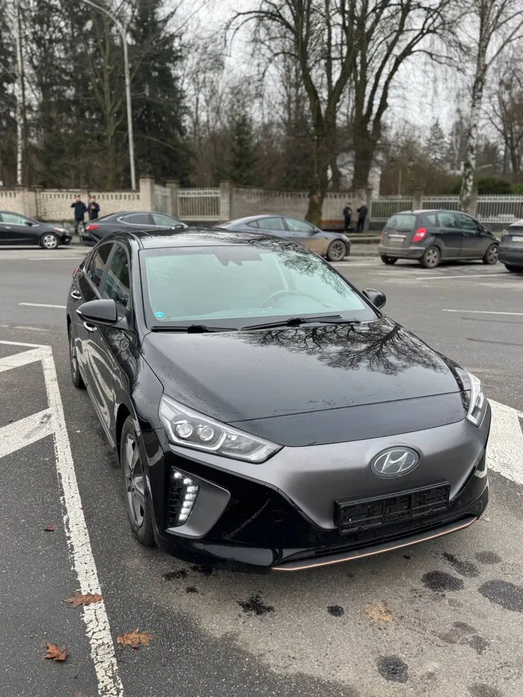 Hyundai Ioniq