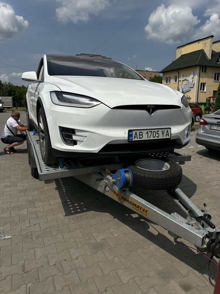 Tesla Model X