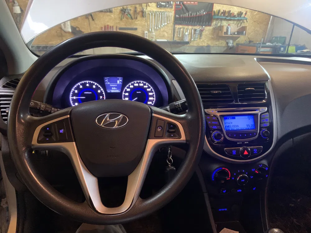 Hyundai Accent