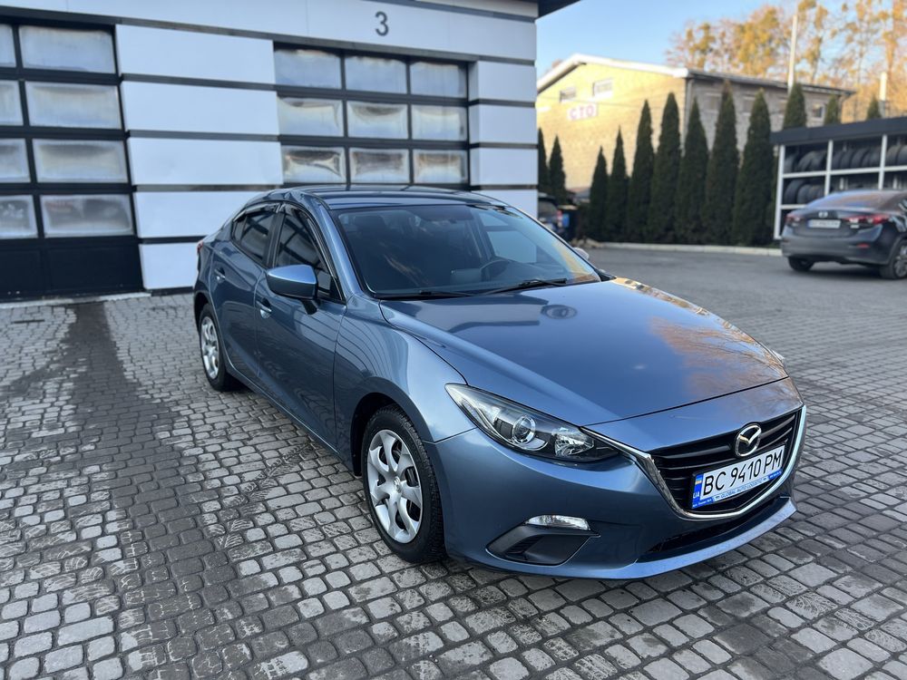 Mazda 3
