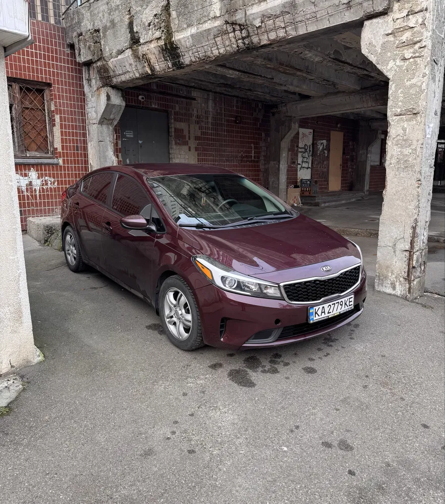 KIA та Subaru • Київ — оренда авто