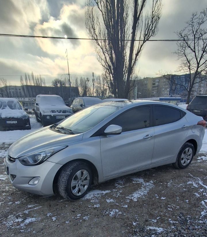 Hyundai Elantra