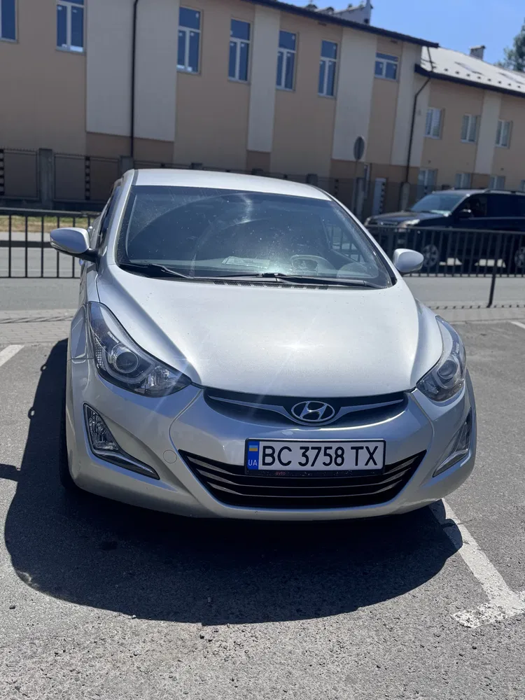 Hyundai Elantra