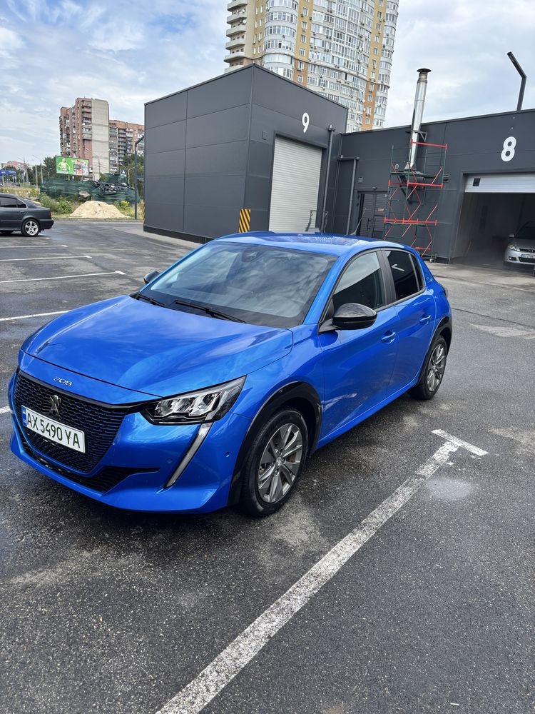 Peugeot в оренду • Харків — оренда авто