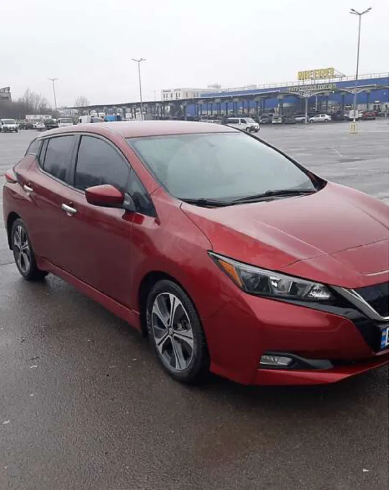 Nissan в оренду • Нова Знам'янка, — оренда авто