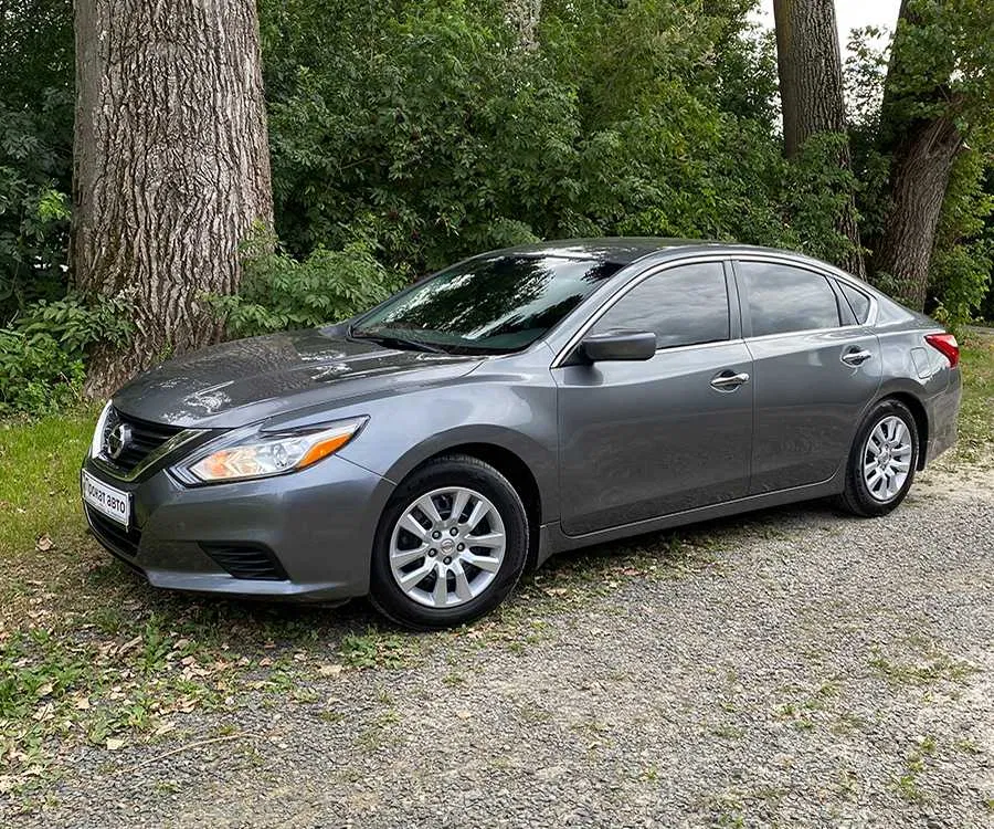 Nissan Altima