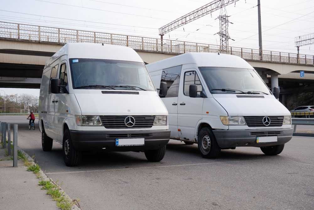 Мікроавтобус Мікроавтобус