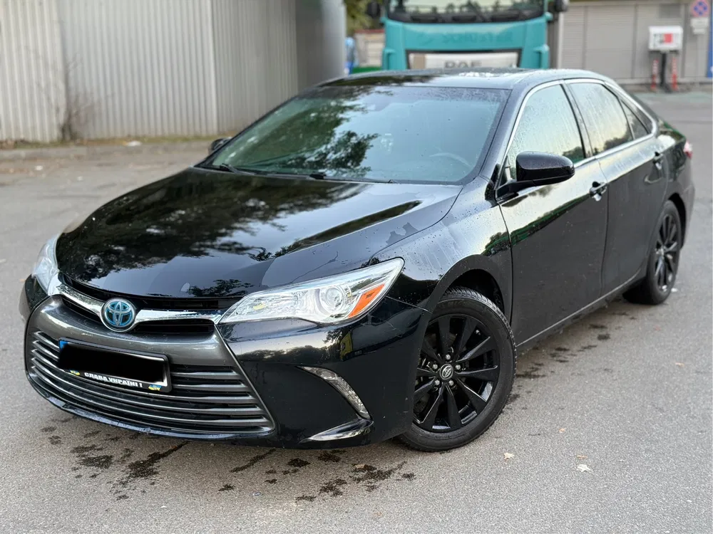 Hyundai та Toyota • Київ — оренда авто