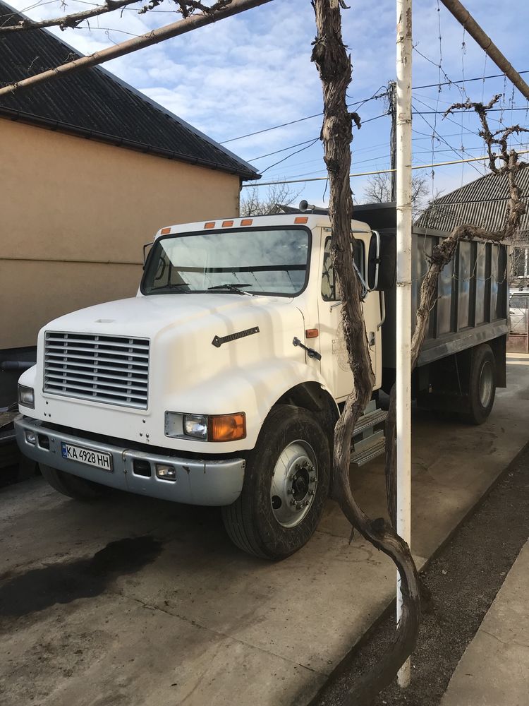 International 4700