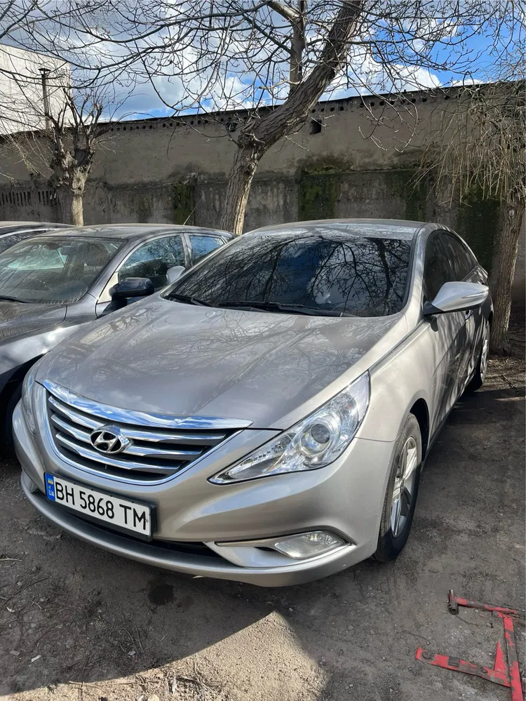 Hyundai Sonata