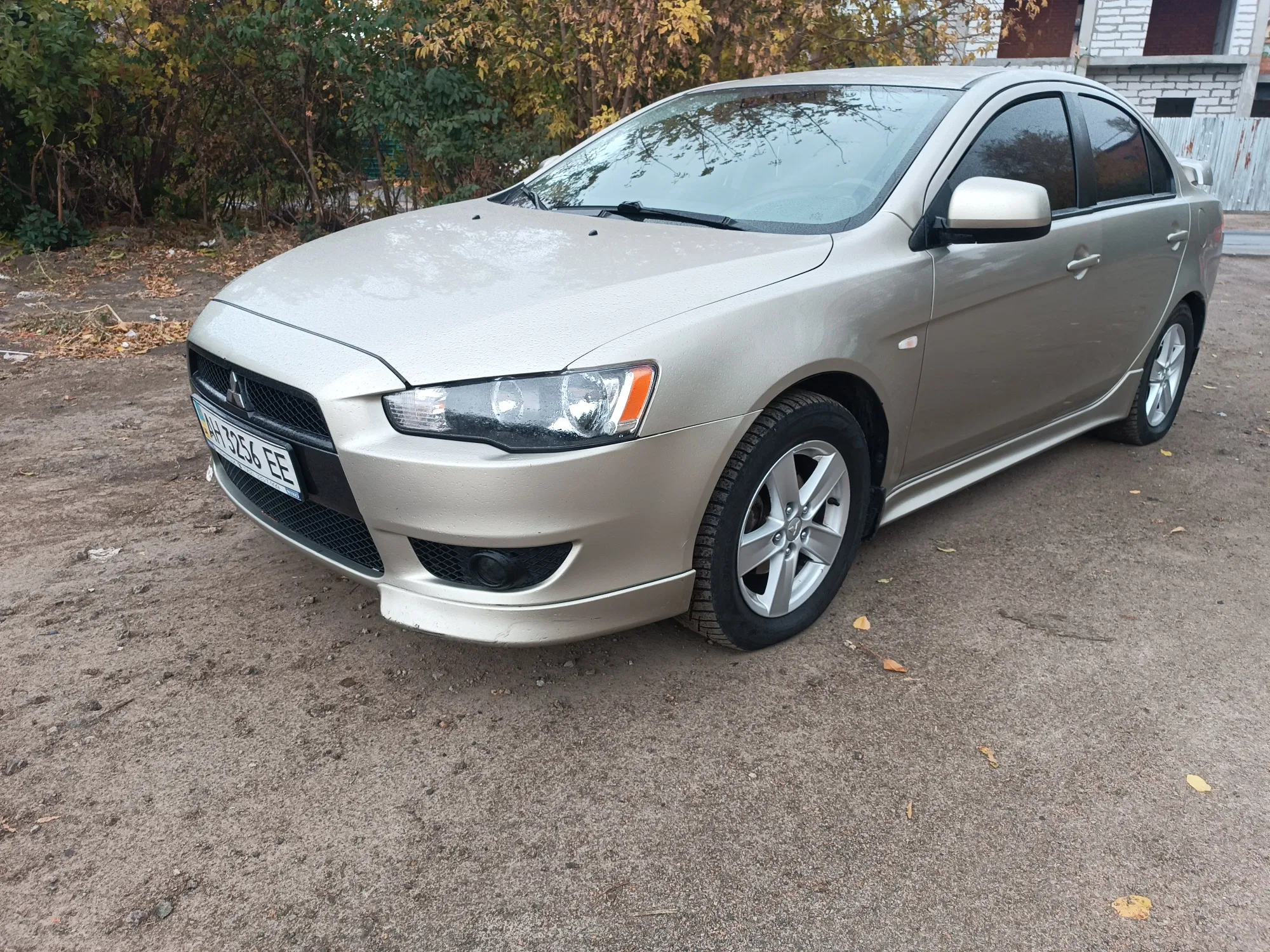 Mitsubishi Lancer