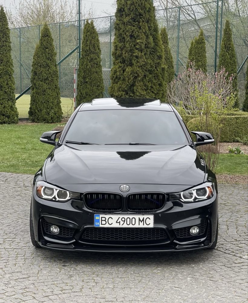 BMW F30