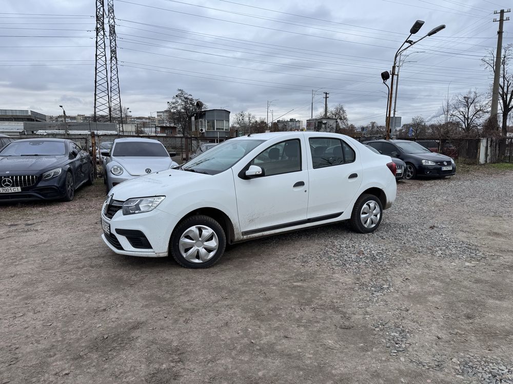 Renault Logan