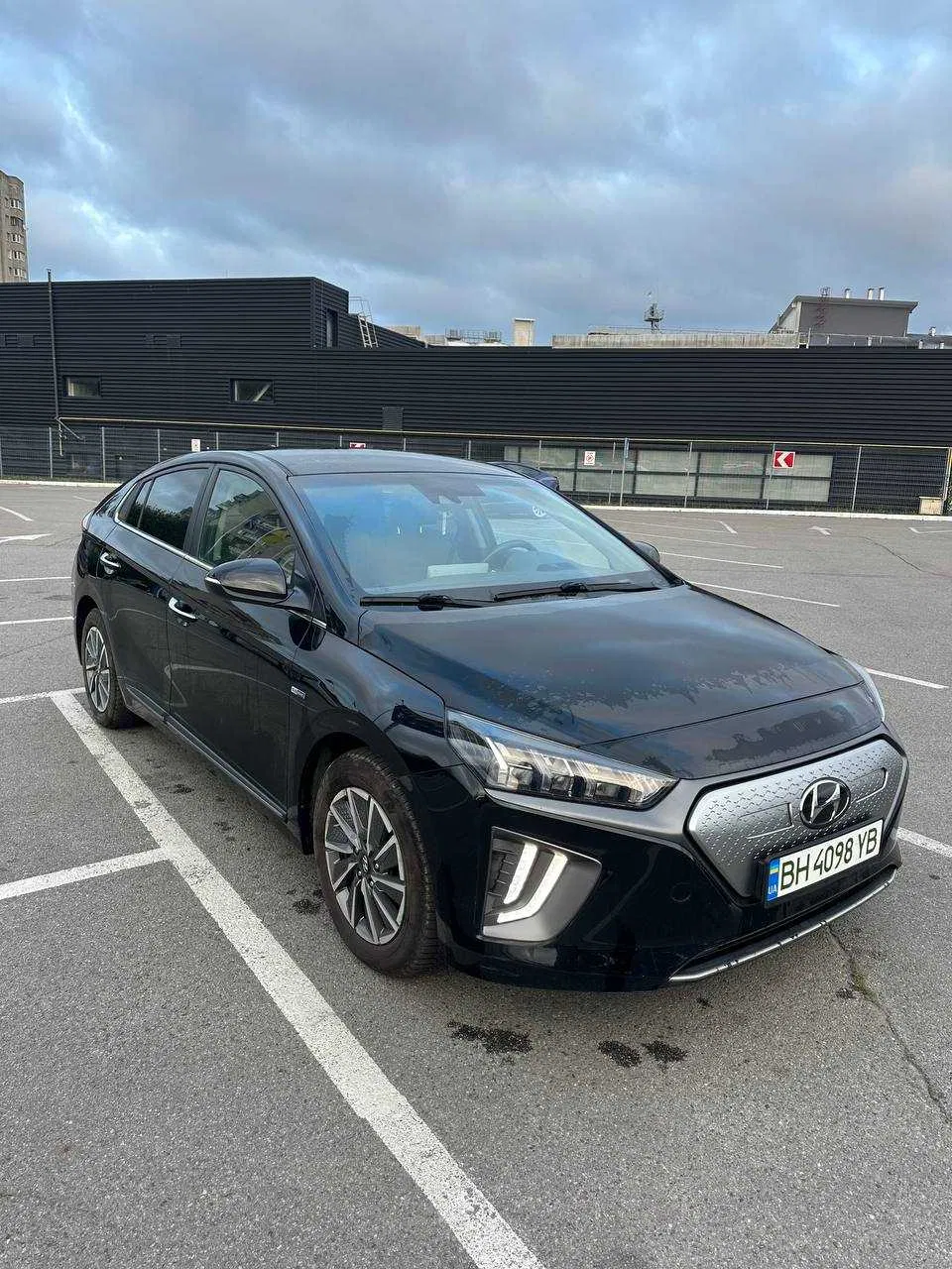 Hyundai Ioniq