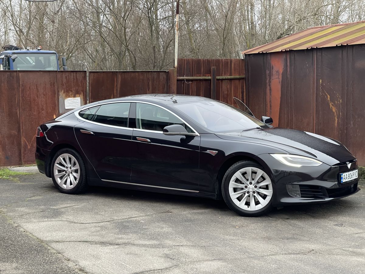 Tesla Model S
