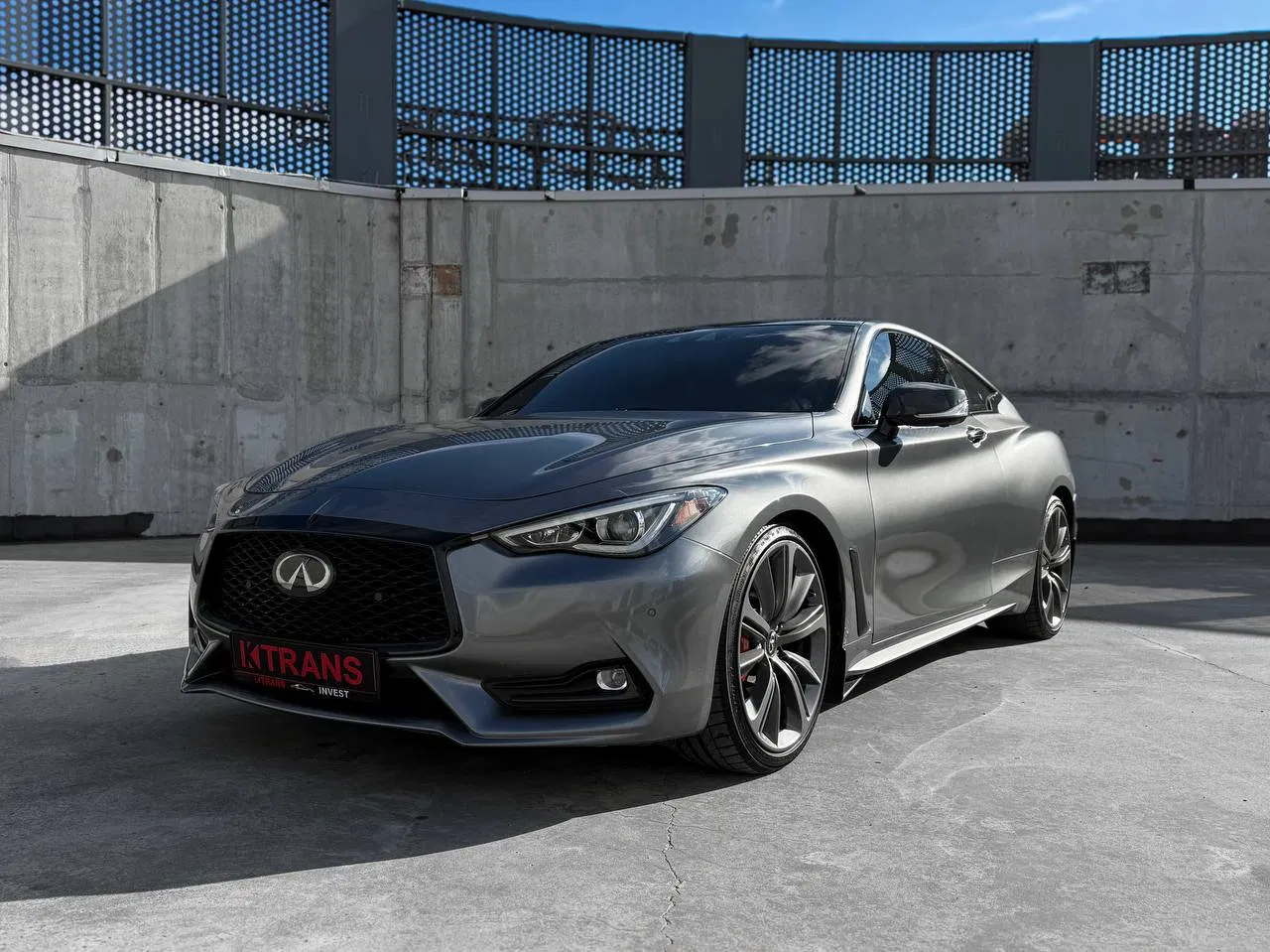 Infiniti Q60
