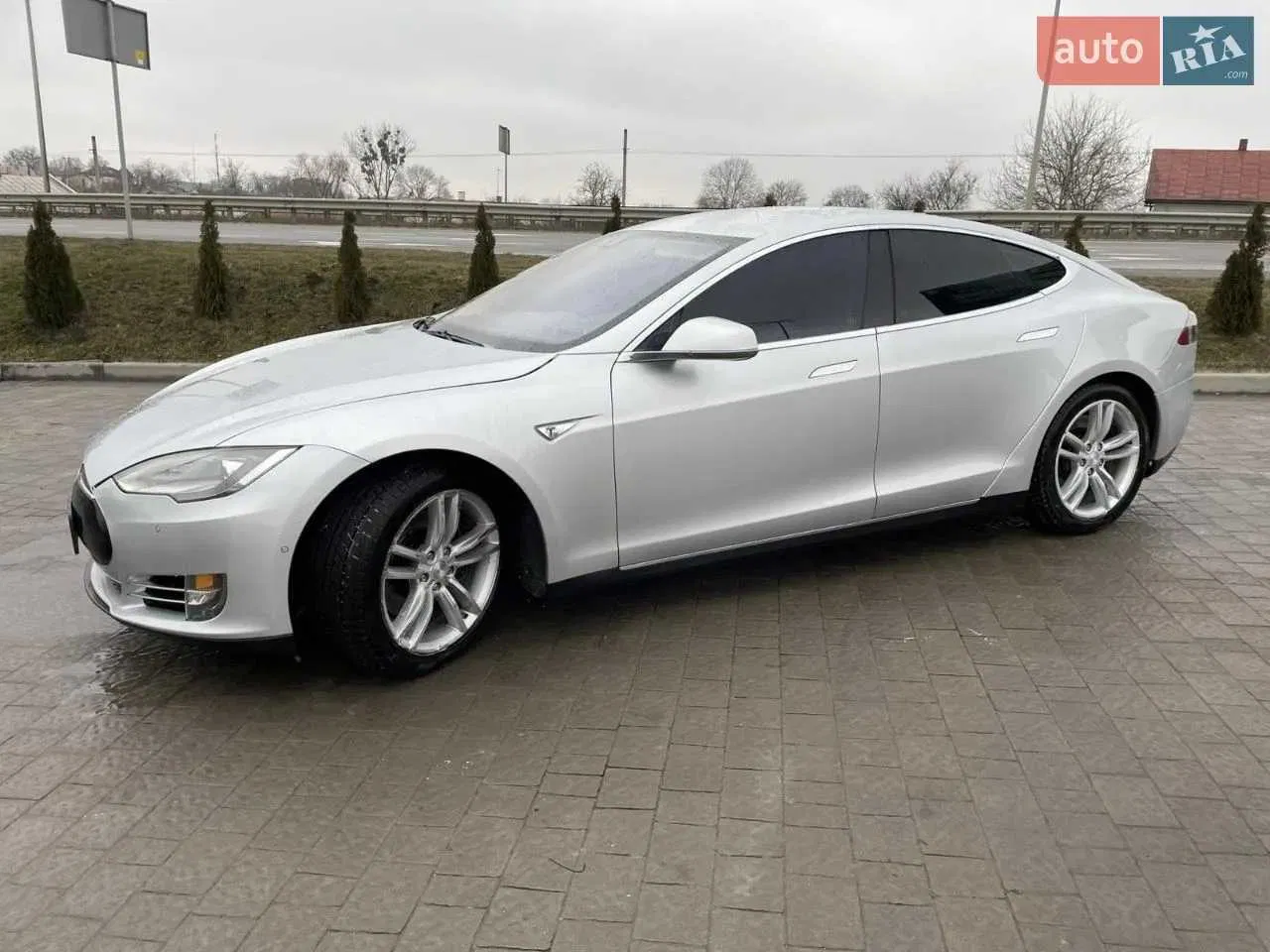 Tesla Model S