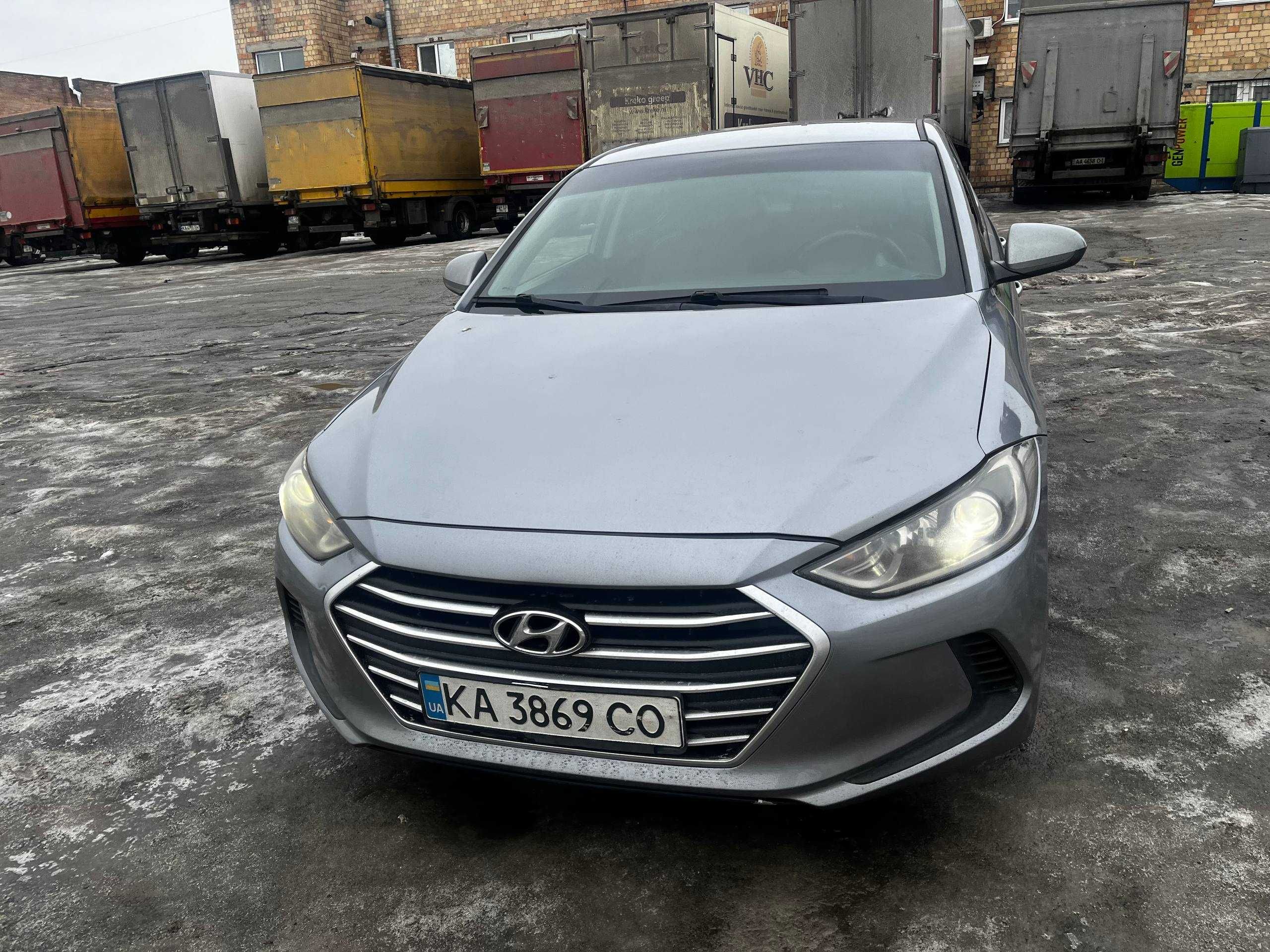 Hyundai Elantra