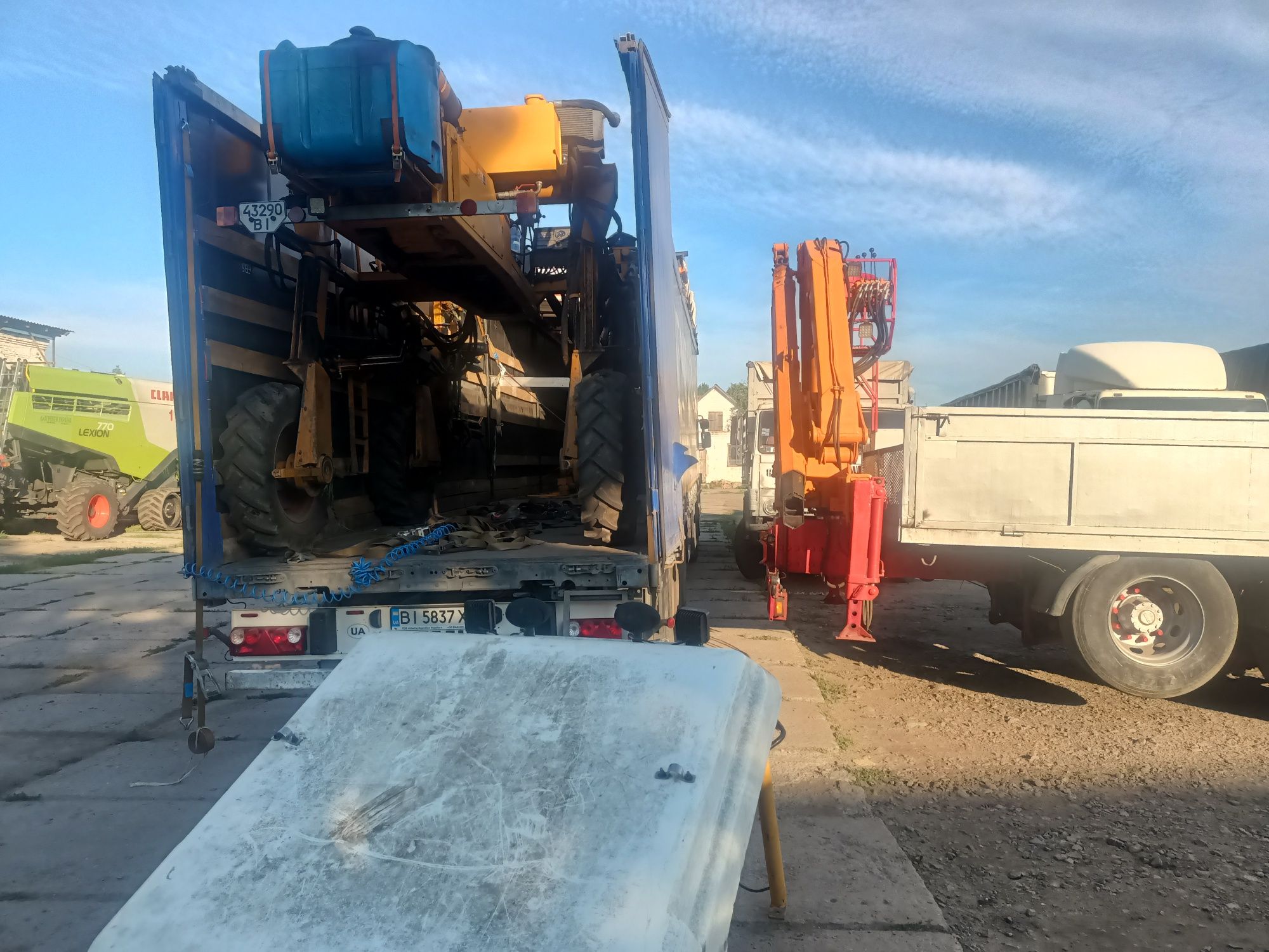 Автокран Спецтехніка