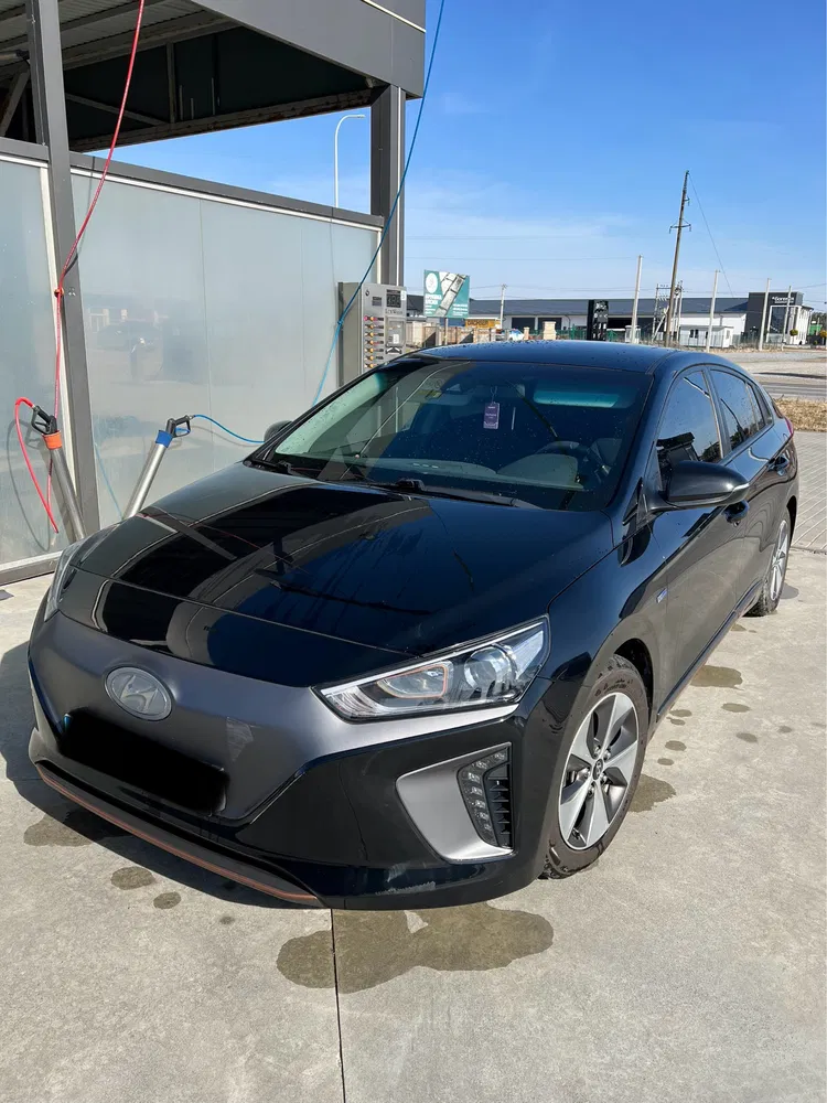Hyundai Ioniq