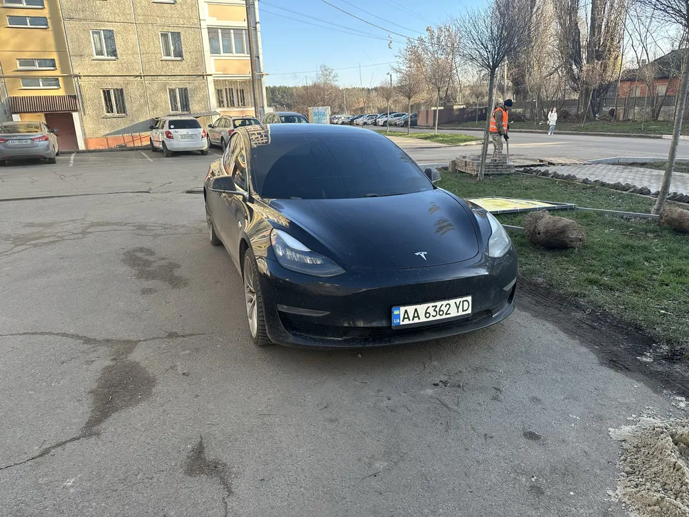 Tesla Model 3